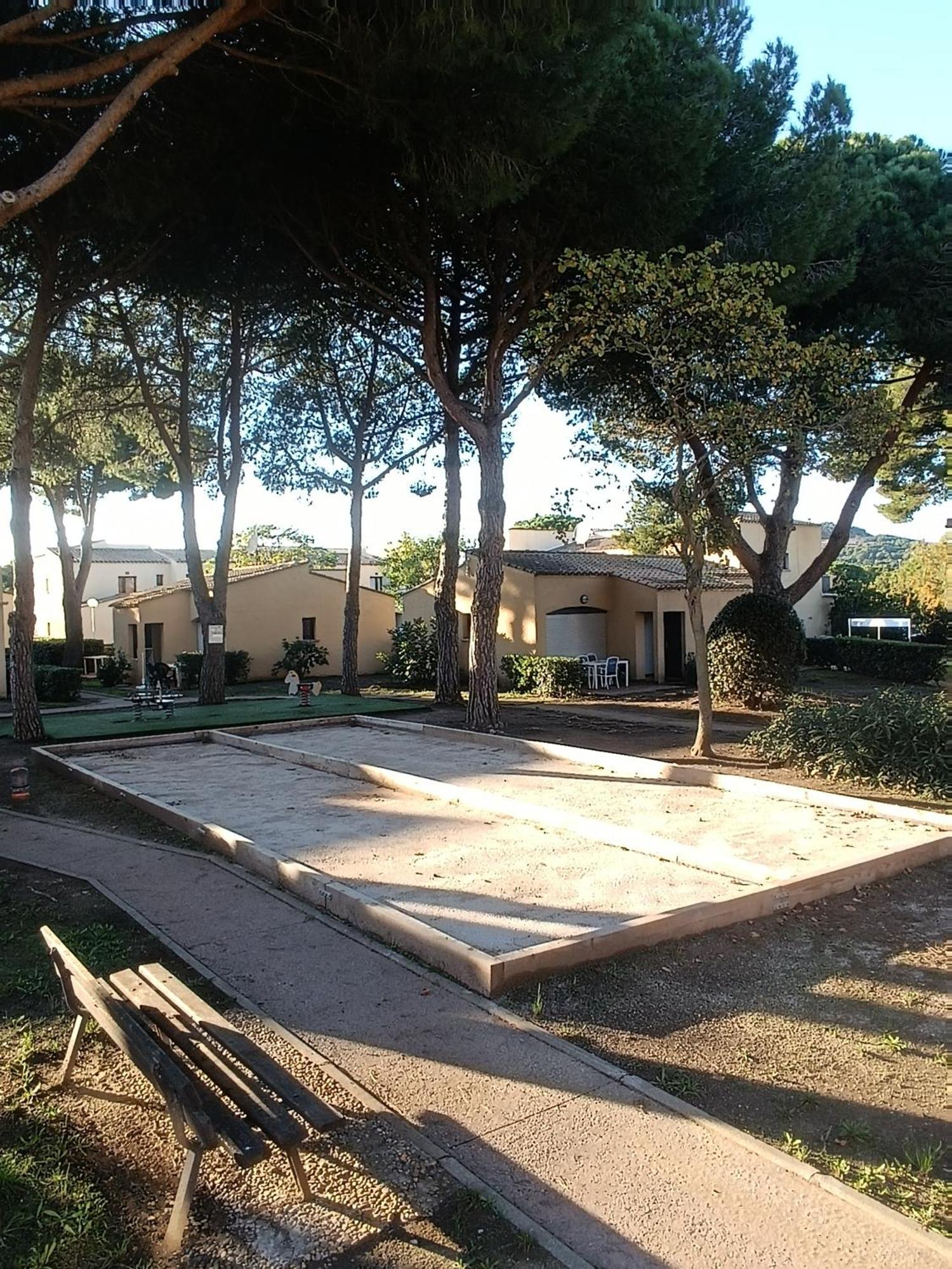 Studio Renove Dans Residence De Vacances Avec Grande Piscine Chauffee, Parking Et Terrasse Agde Eksteriør bilde